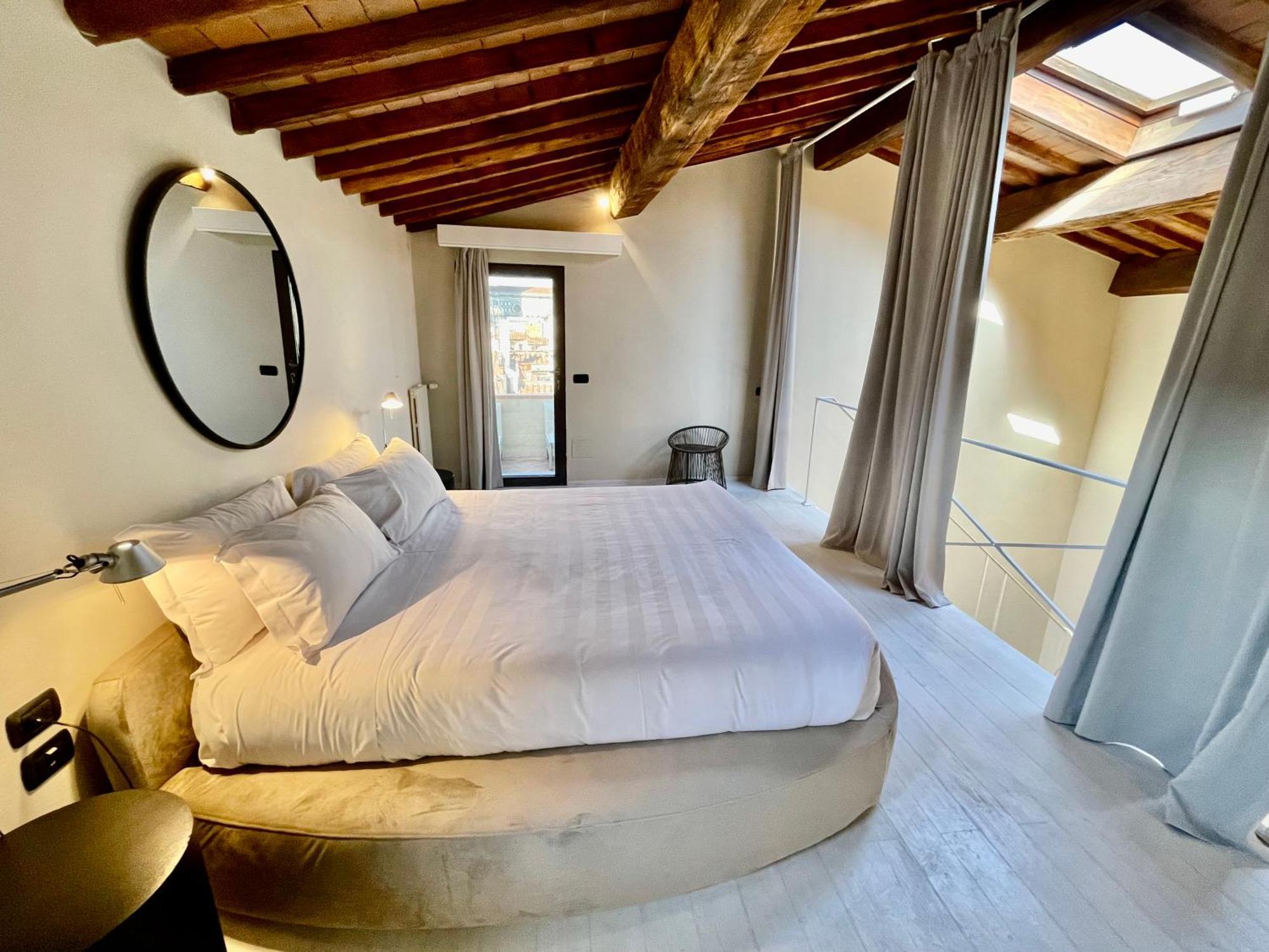 Bed & Breakfast Renascentia In Firenze